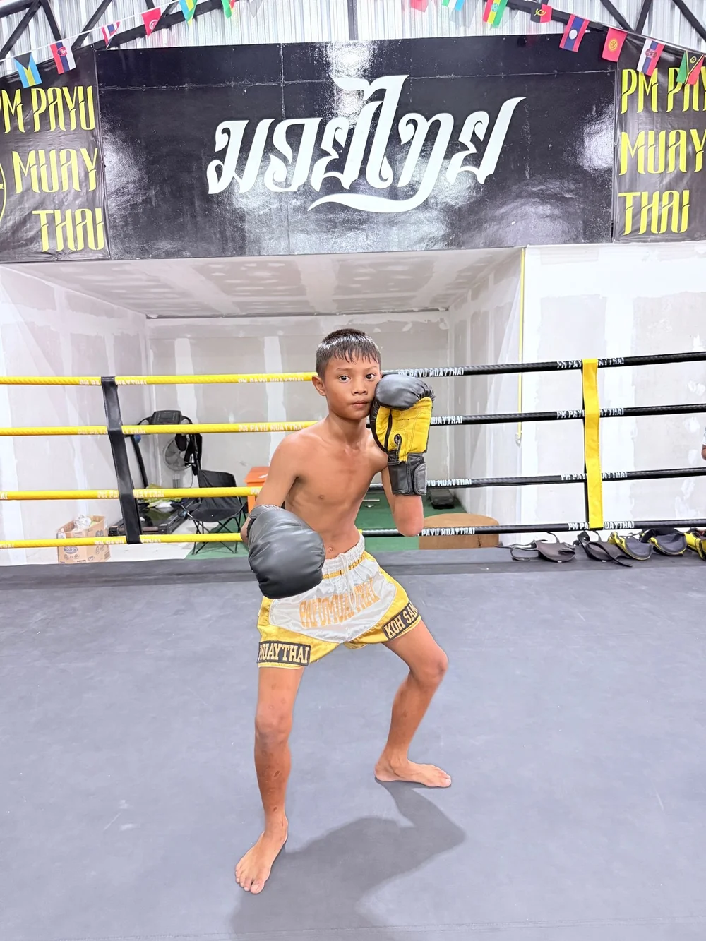 Fight camp training at PM Payu Muay Thai in Koh Samui
